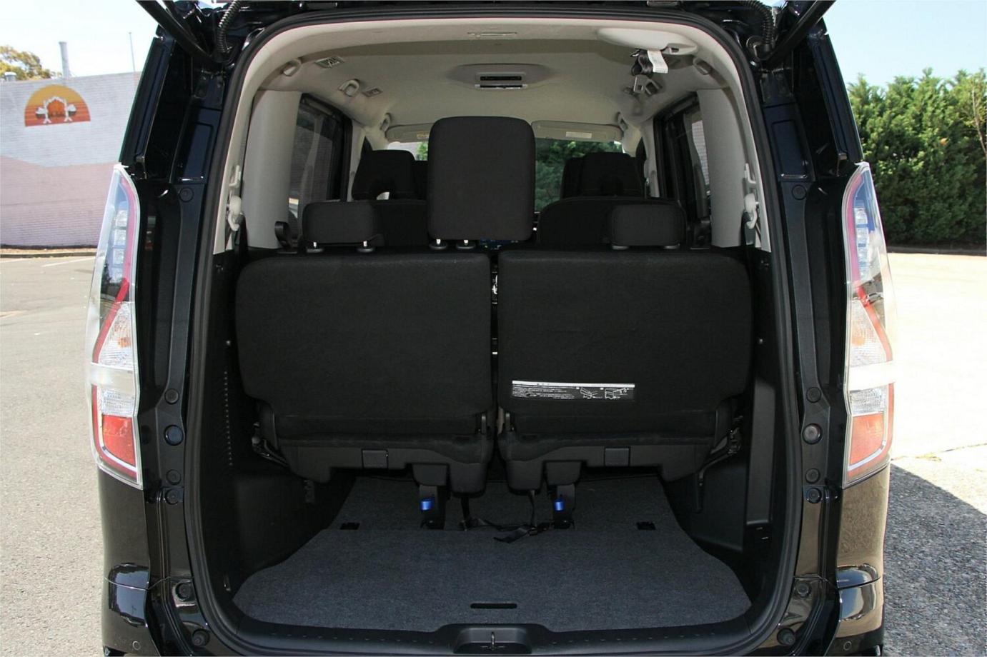 2020 Nissan Serena E- Power (highway Star)-18