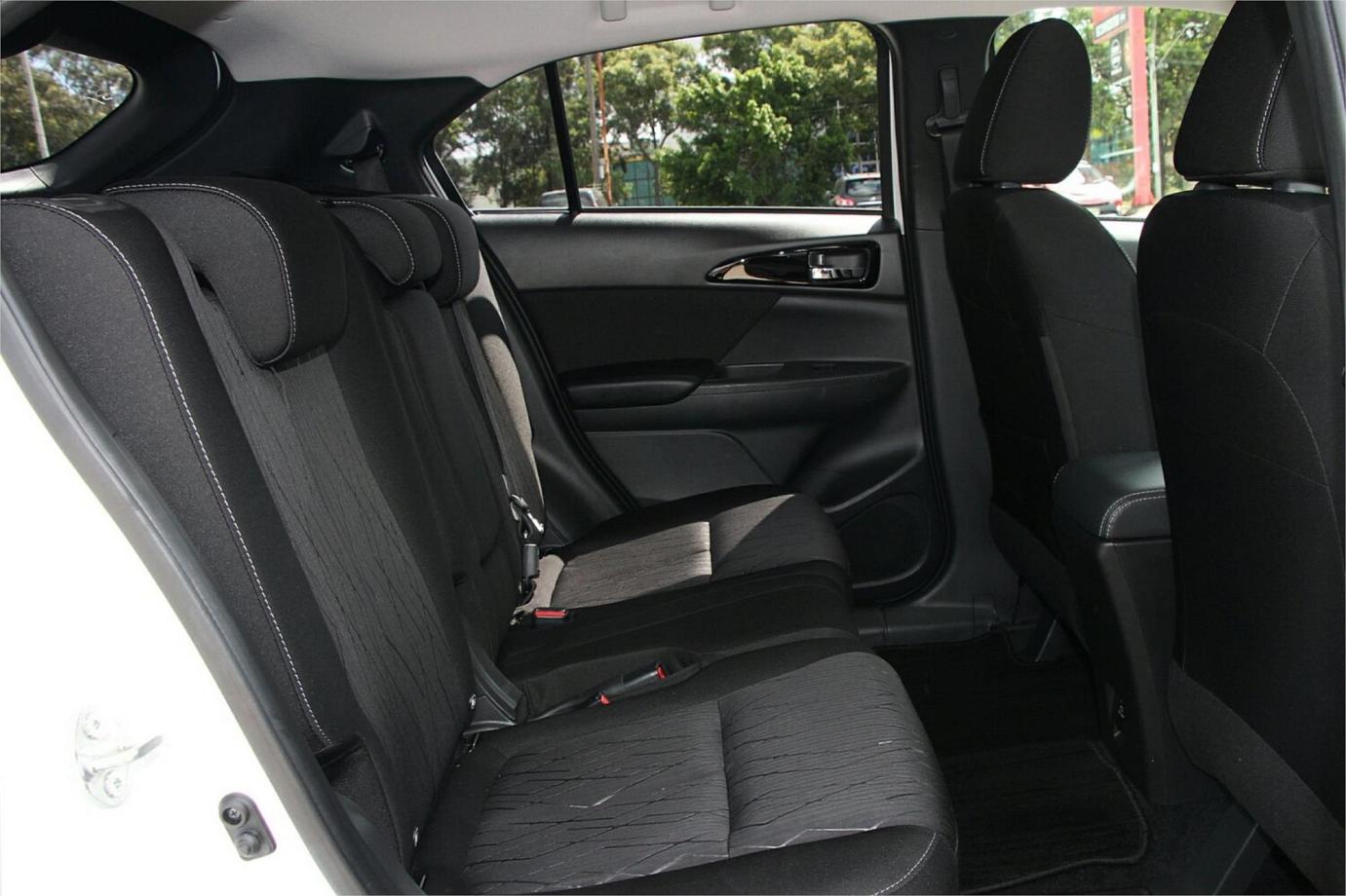 2018 Mitsubishi Eclipse Cross Ls-2