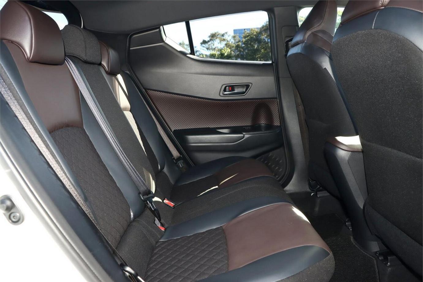 2017 TOYOTA C-HR G (HYBRID)-2