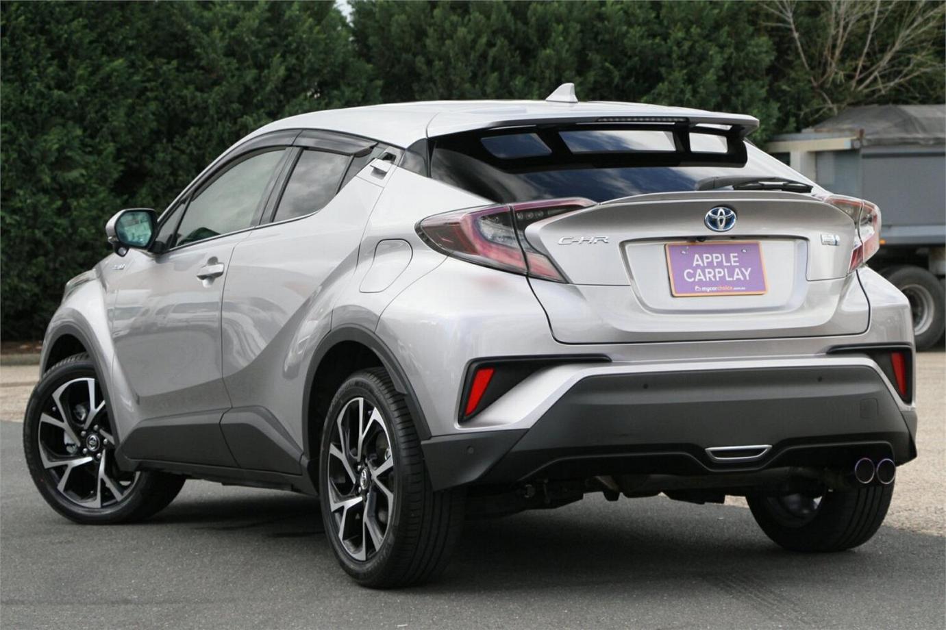 2017 TOYOTA C-HR G (HYBRID)-9