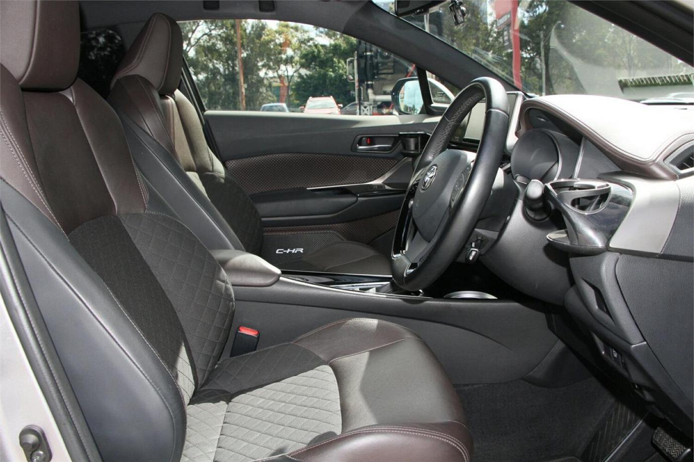 2017 TOYOTA C-HR G (HYBRID)-17