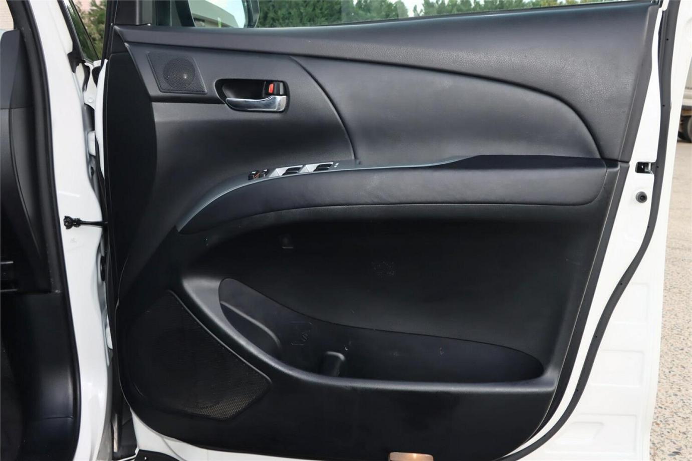 2016 Toyota Estima Aeras Premium (hybrid)-14