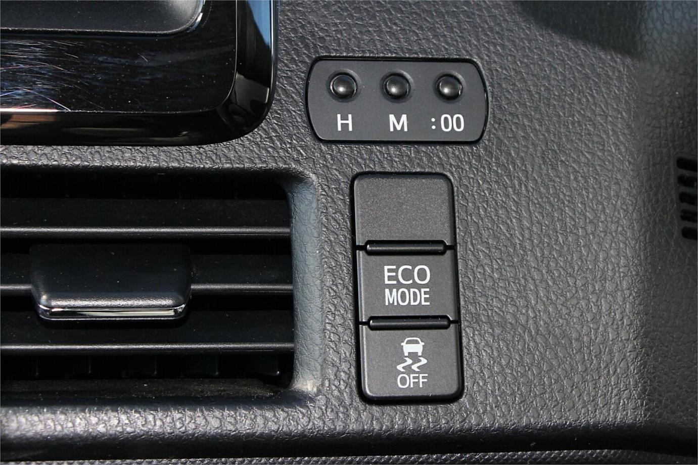 2019 Toyota Noah (welcab)-6