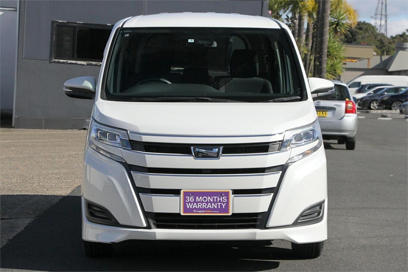 2019 Toyota Noah (welcab)-14