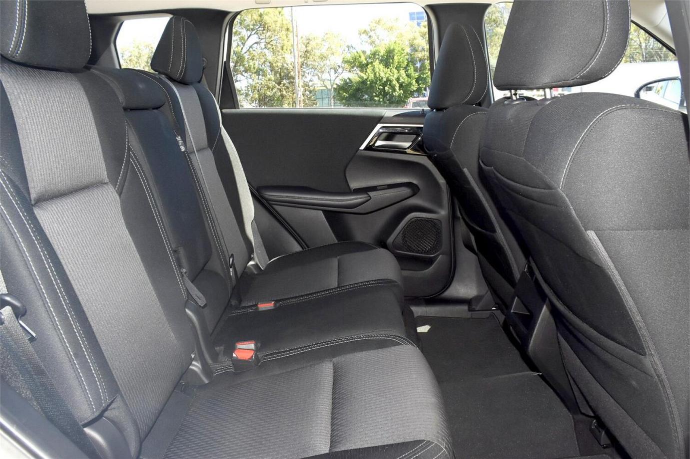 2023 Mitsubishi Outlander Es-25