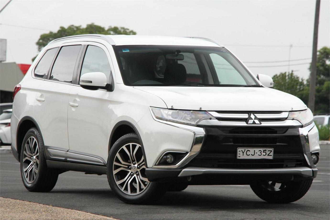 2016 Mitsubishi Outlander Ls