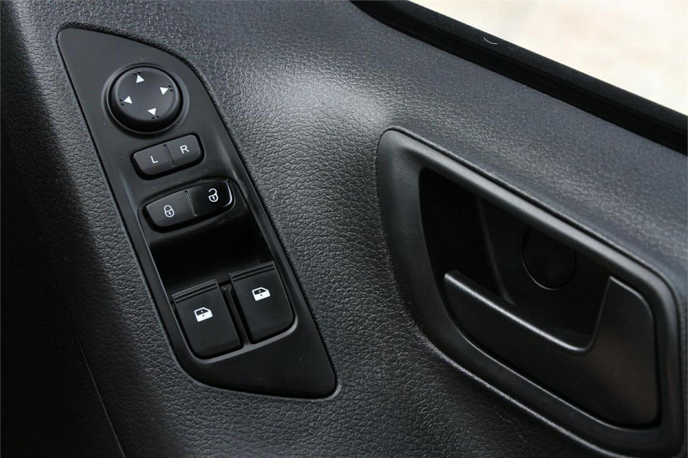 2022 Ldv G10 +-11