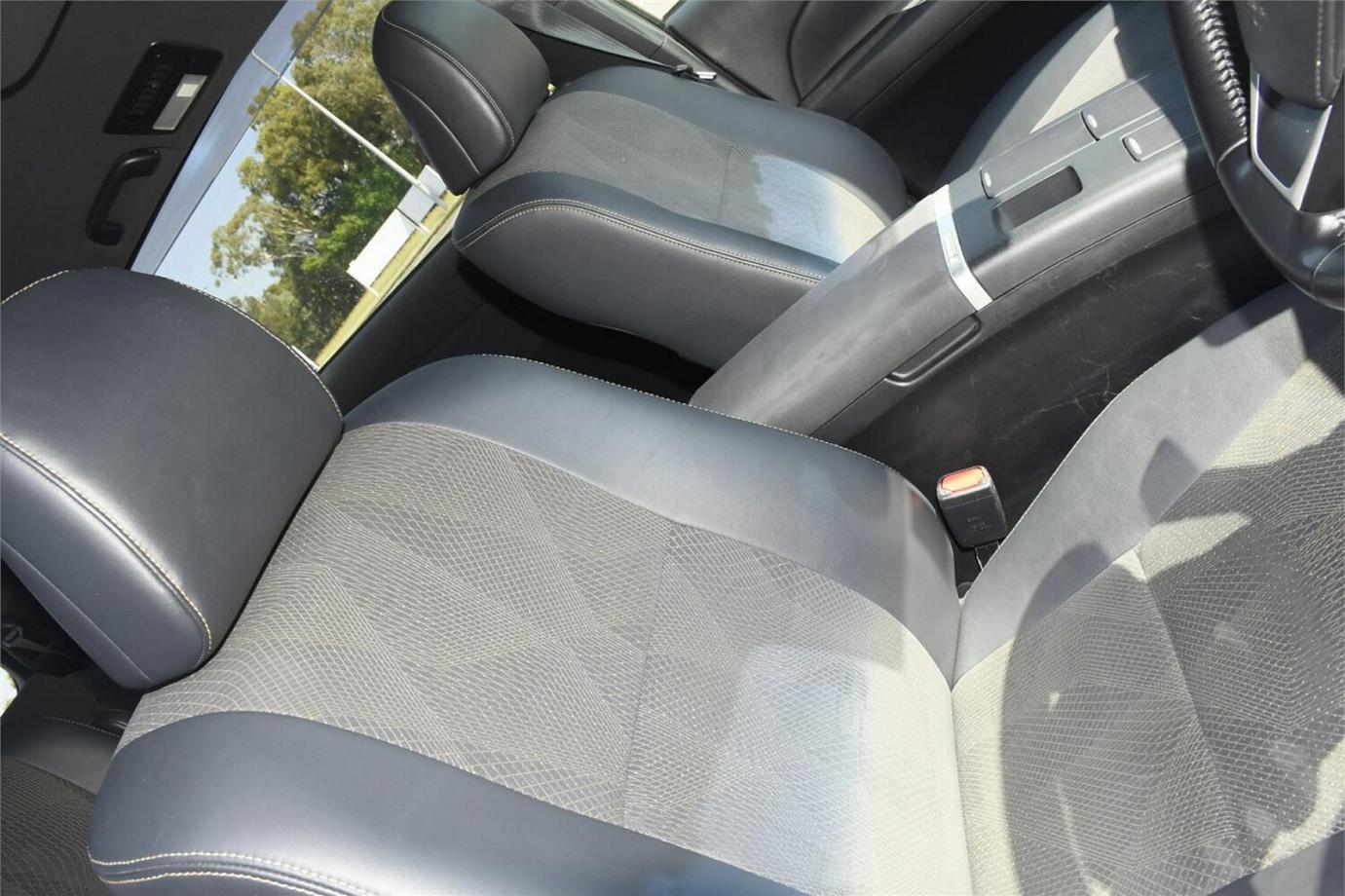 2016 Toyota Estima Aeras Premium (hybrid)-4