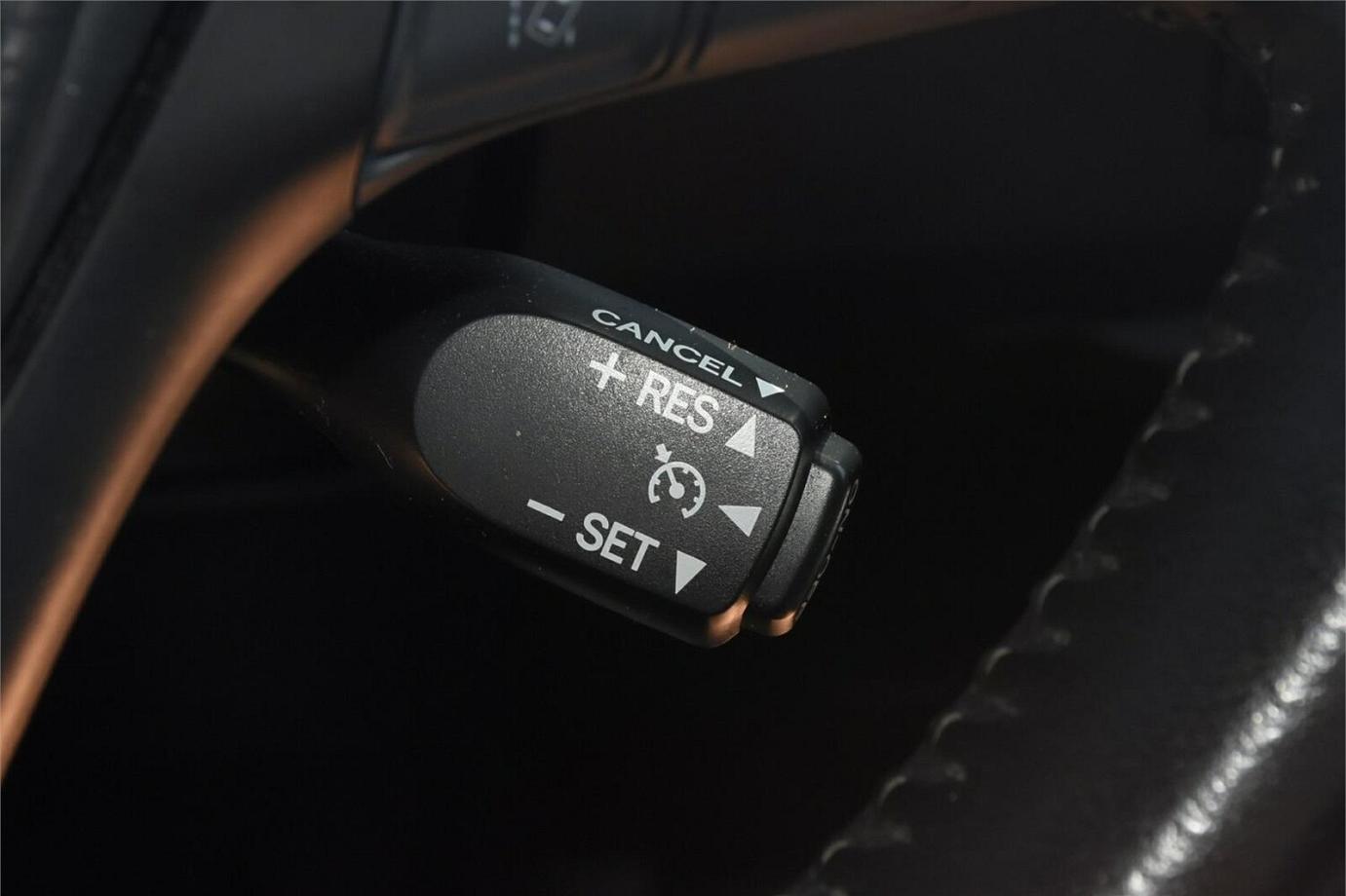 2016 Toyota Estima Aeras Premium (hybrid)-9