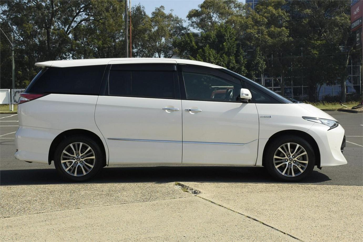 2016 Toyota Estima Aeras Premium (hybrid)-14