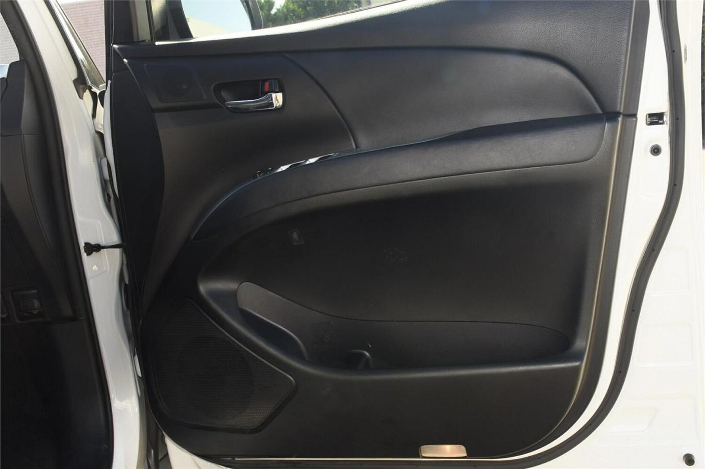 2016 Toyota Estima Aeras Premium (hybrid)-25