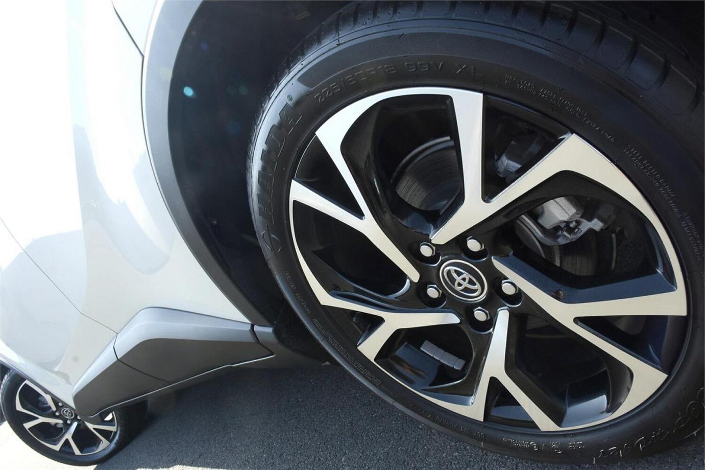 2018 TOYOTA C-HR G (HYBRID)-23