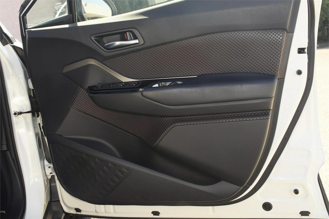 2018 TOYOTA C-HR G (HYBRID)-24