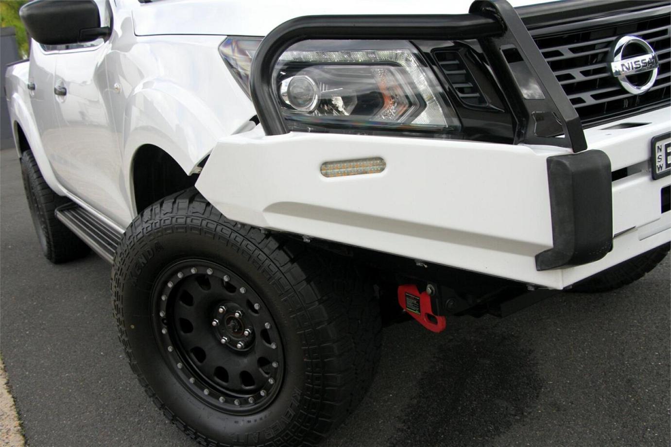 2020 Nissan Navara Sl-12