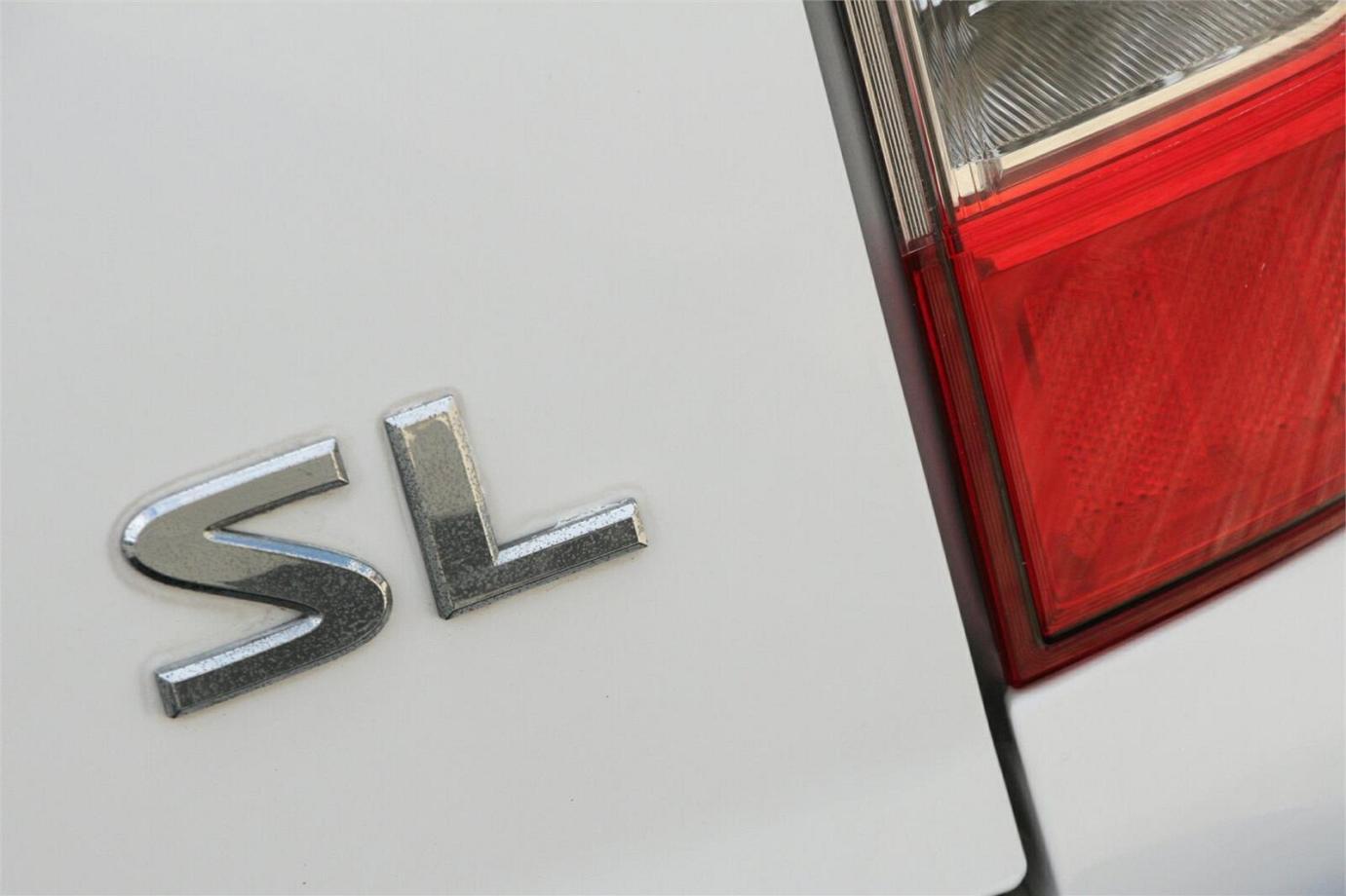 2020 Nissan Navara Sl-18