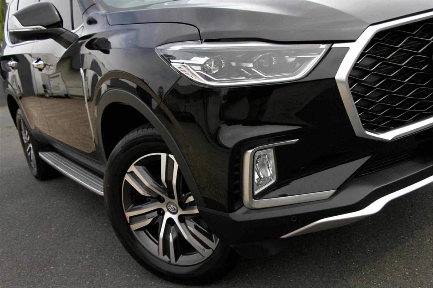 2023 Ldv D90 Executive-12
