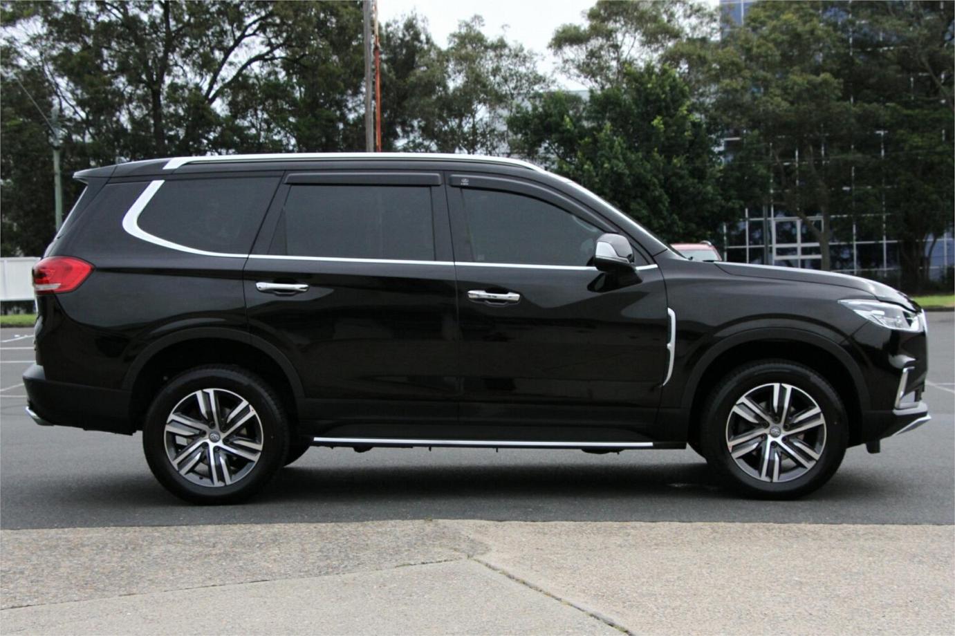 2023 Ldv D90 Executive-14