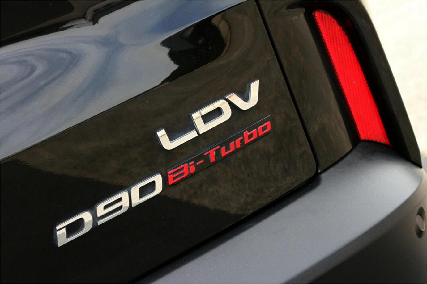 2023 Ldv D90 Executive-18