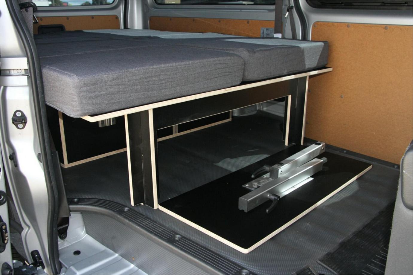 2019 Toyota Hiace-15