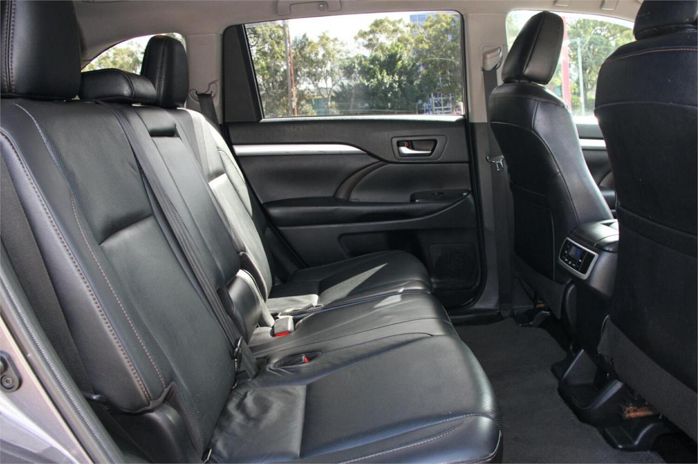 2019 Toyota Kluger Black Edition-2