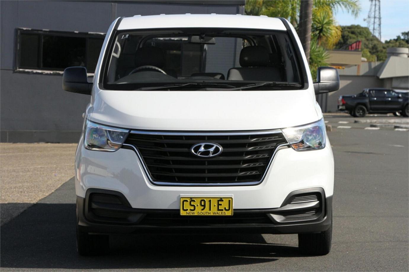 2018 Hyundai Iload-17
