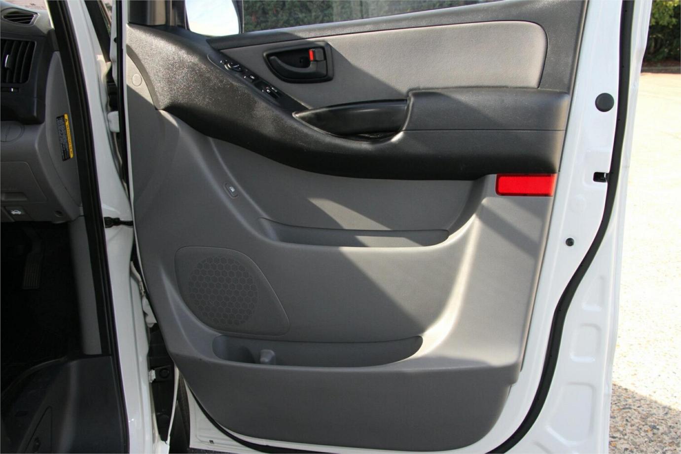 2018 Hyundai Iload-23
