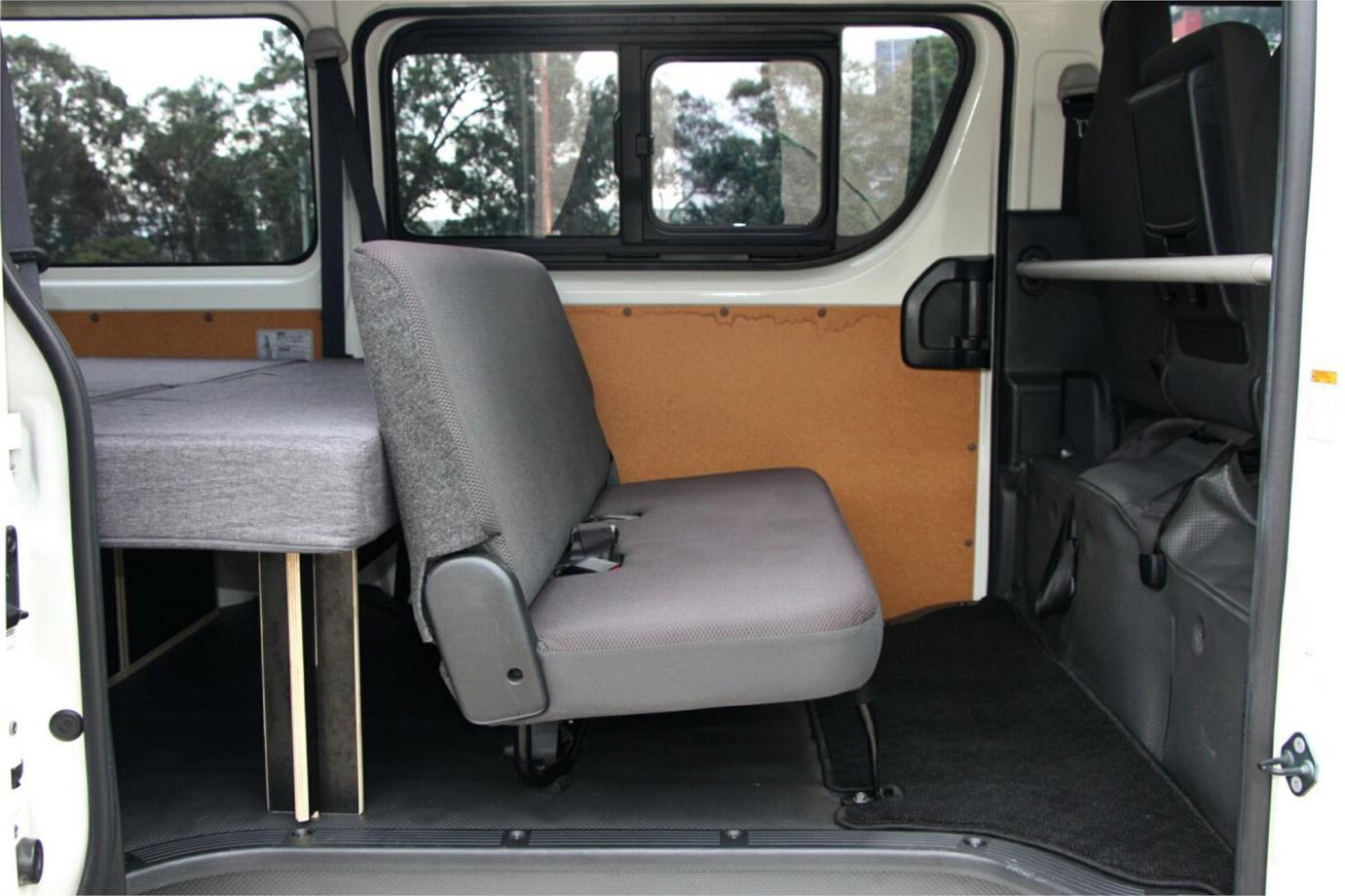 2020 Toyota Hiace Dx (camper Kit)-3