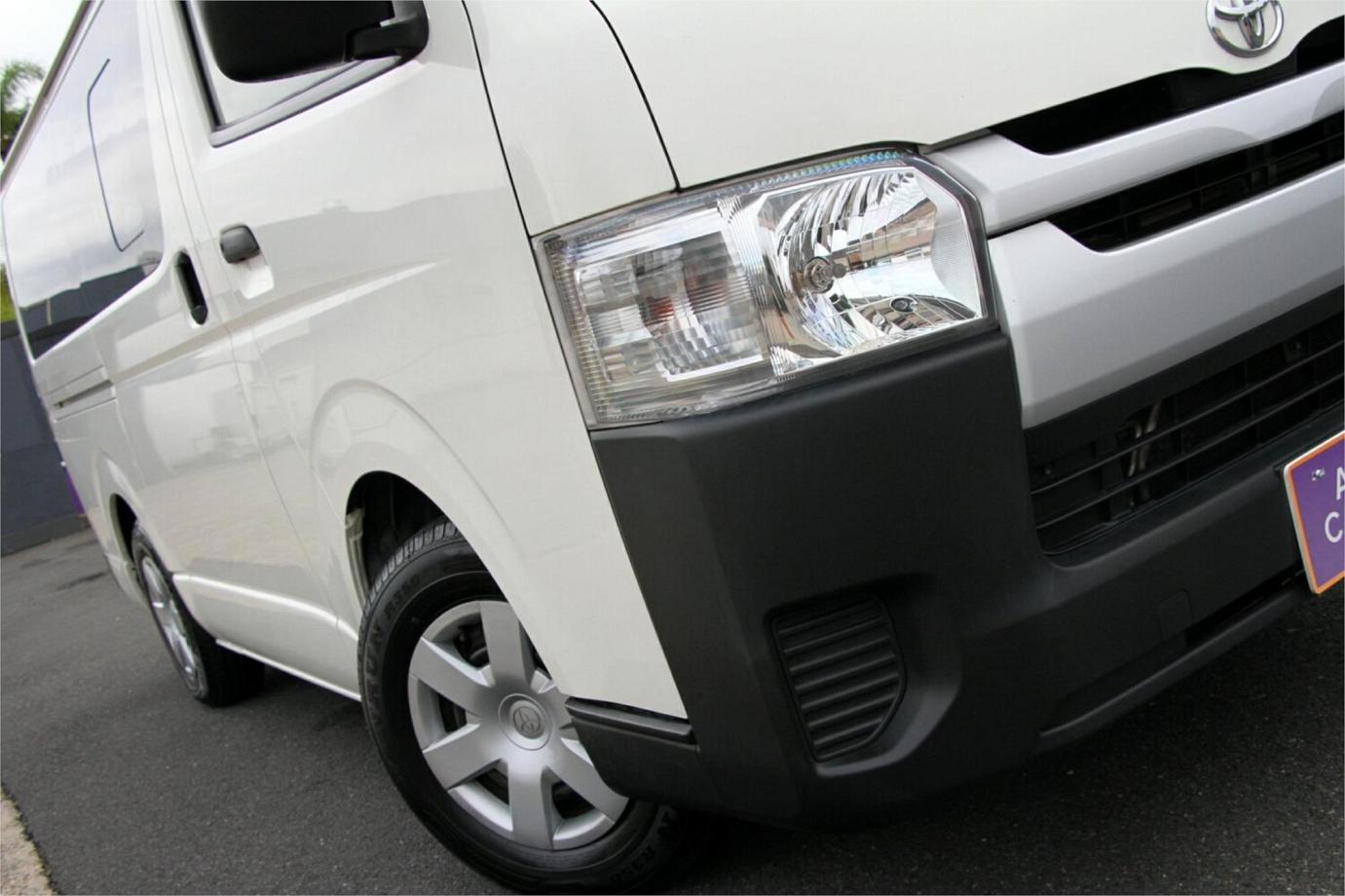 2020 Toyota Hiace Dx (camper Kit)-12