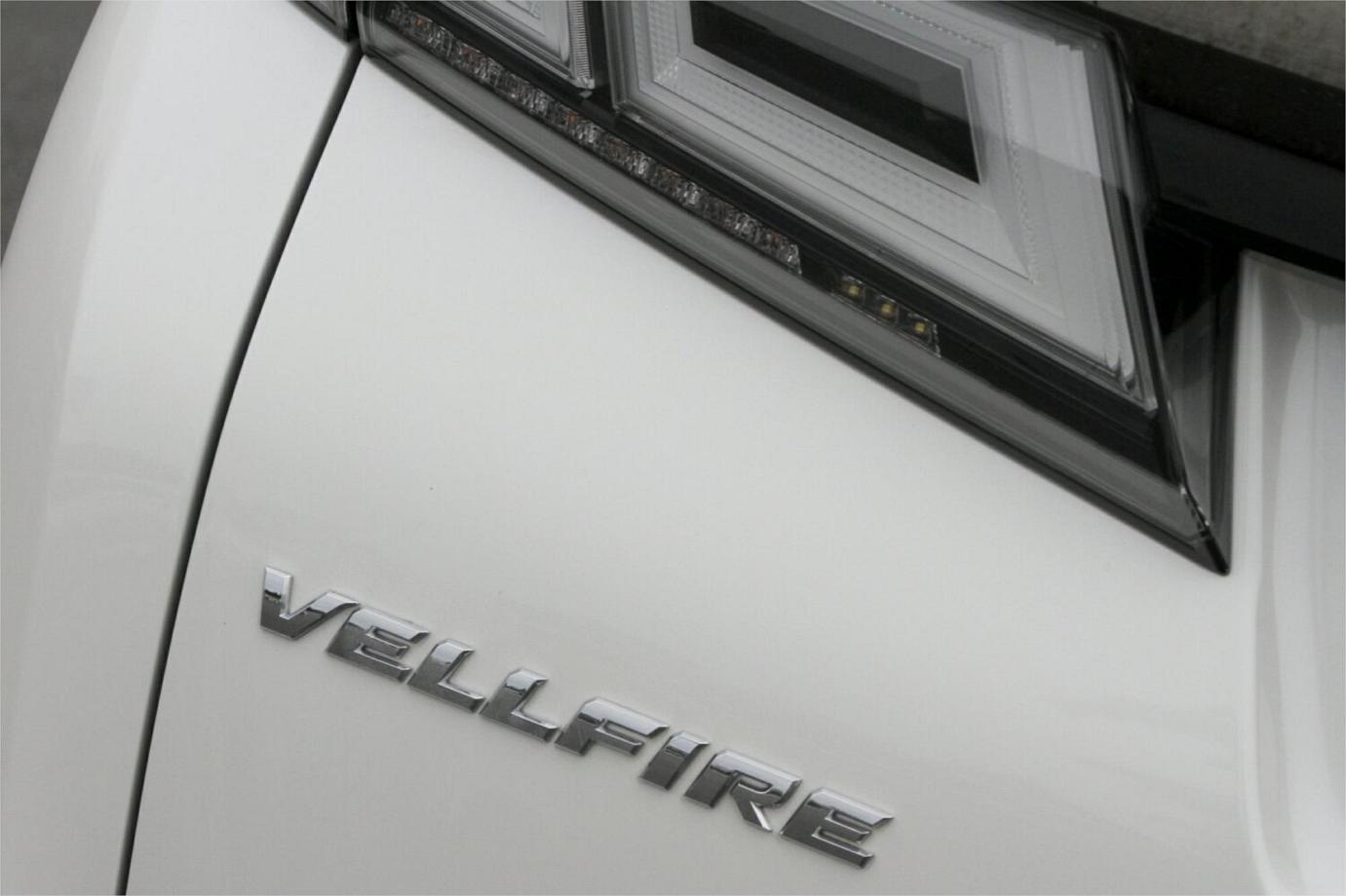2020 Toyota Vellfire Z (hybrid)-19