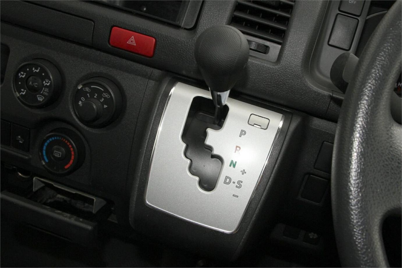 2021 Toyota Hiace Dx (camper Kit)-9