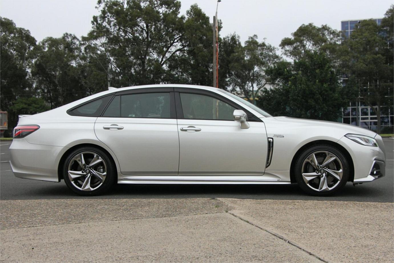 2019 Toyota Crown Rs Advance (hybrid)-14