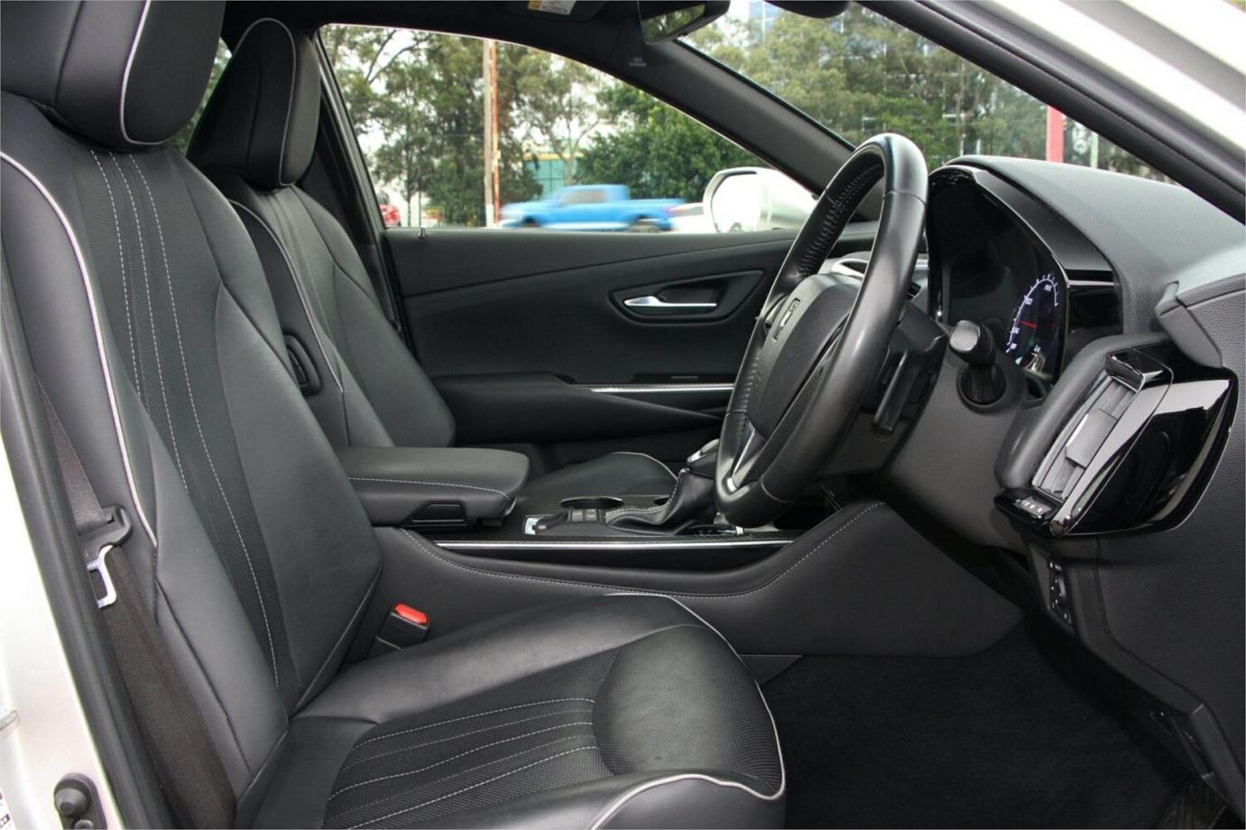 2019 Toyota Crown Rs Advance (hybrid)-25