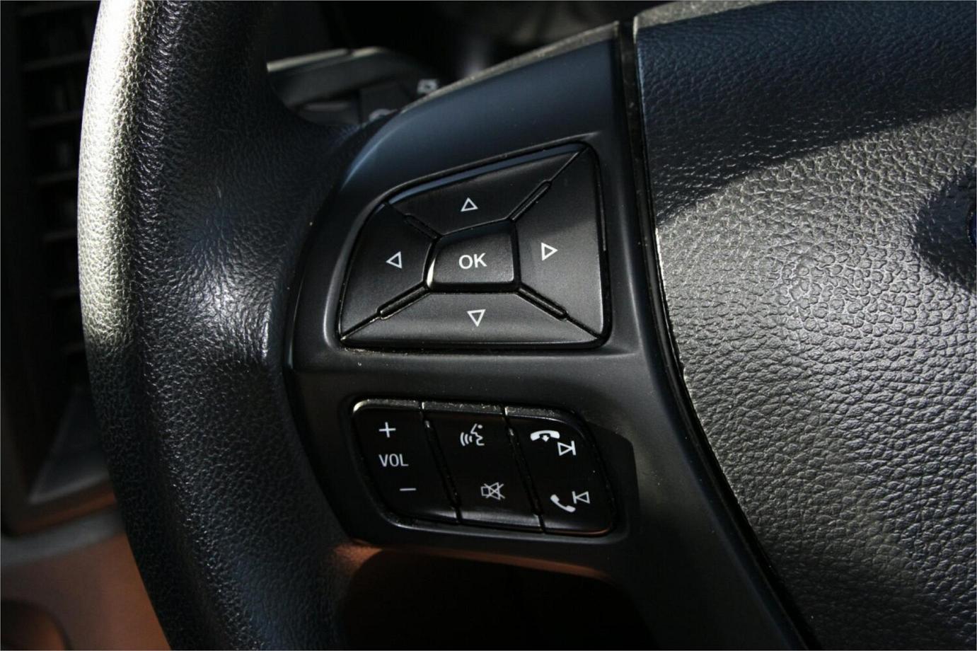 2017 Ford Everest Ambiente-8