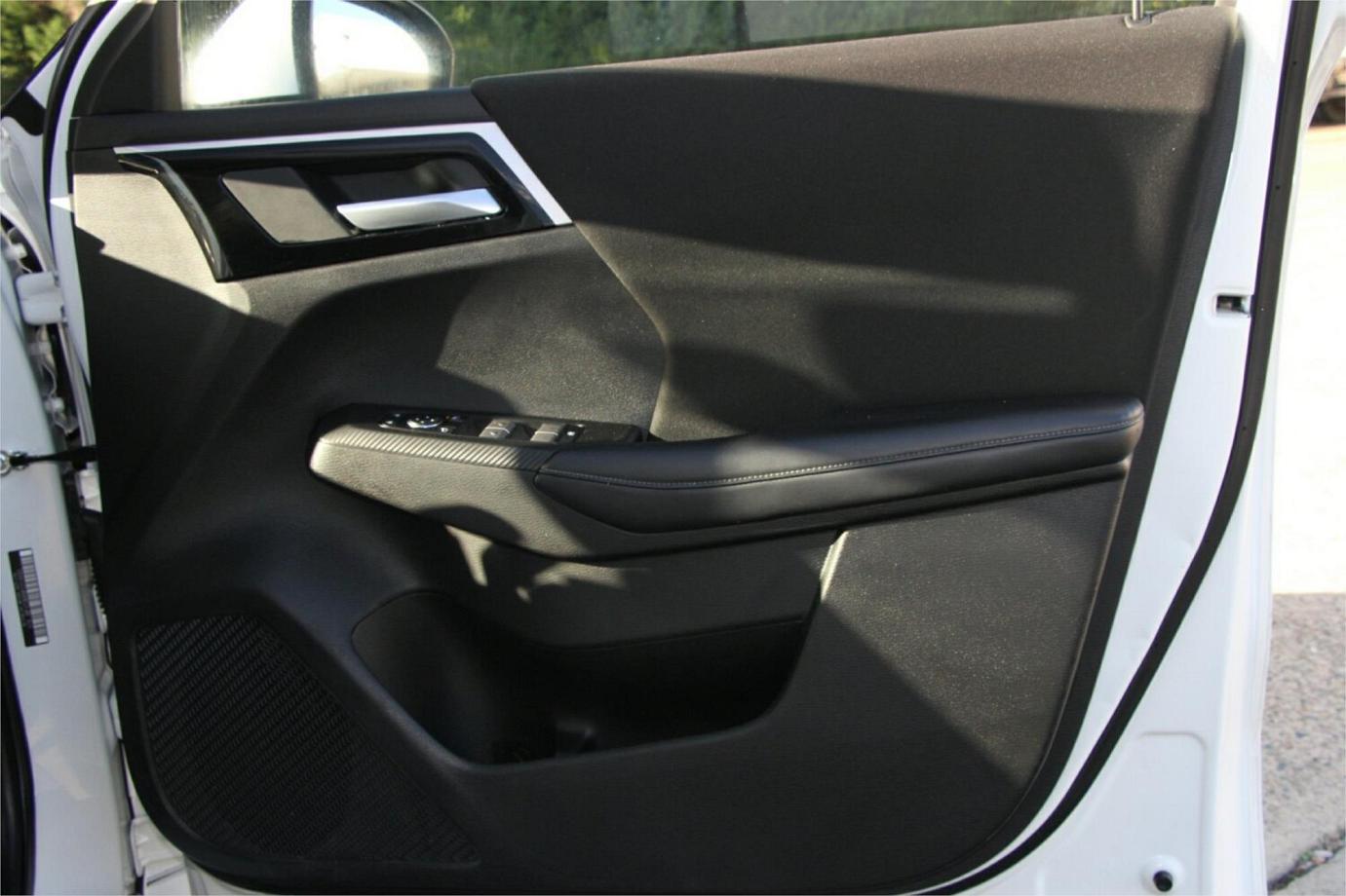 2023 Mitsubishi Outlander Es-21
