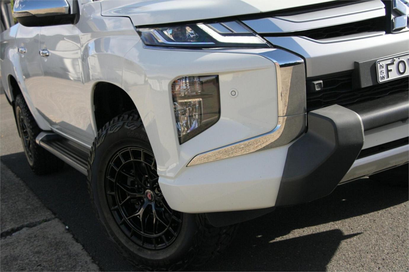 2019 Mitsubishi Triton Gls Premium-12