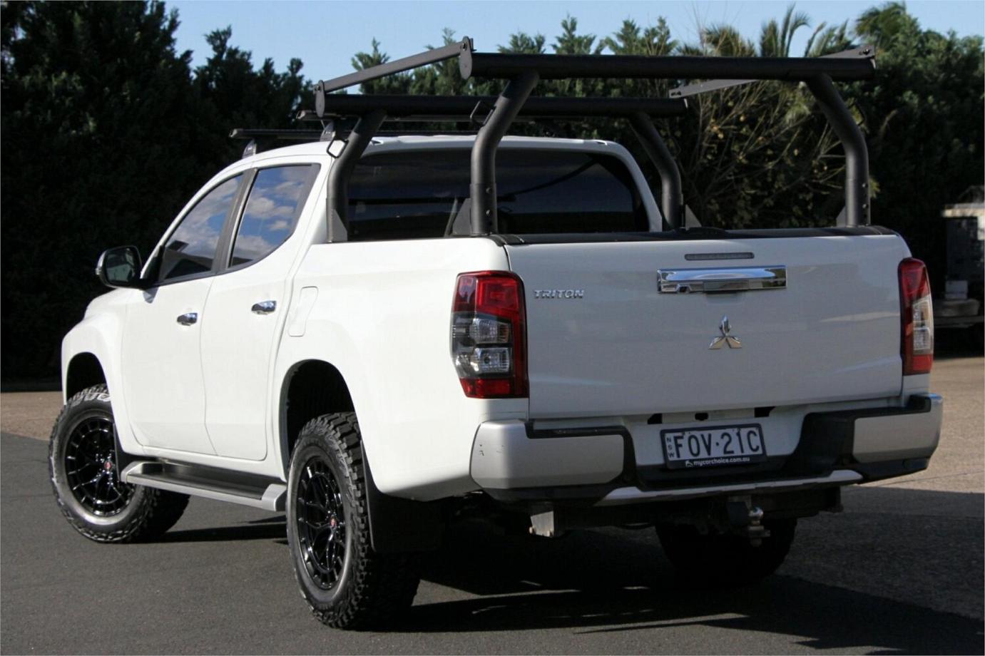 2019 Mitsubishi Triton Gls Premium-19