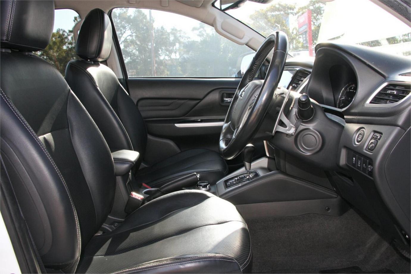 2019 Mitsubishi Triton Gls Premium-24