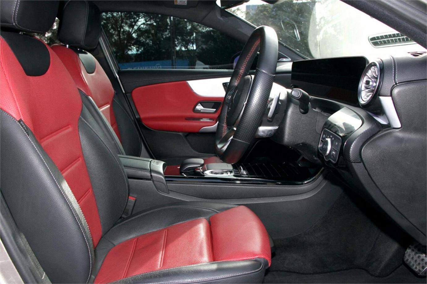 2019 Mercedes-benz A-class A200-24
