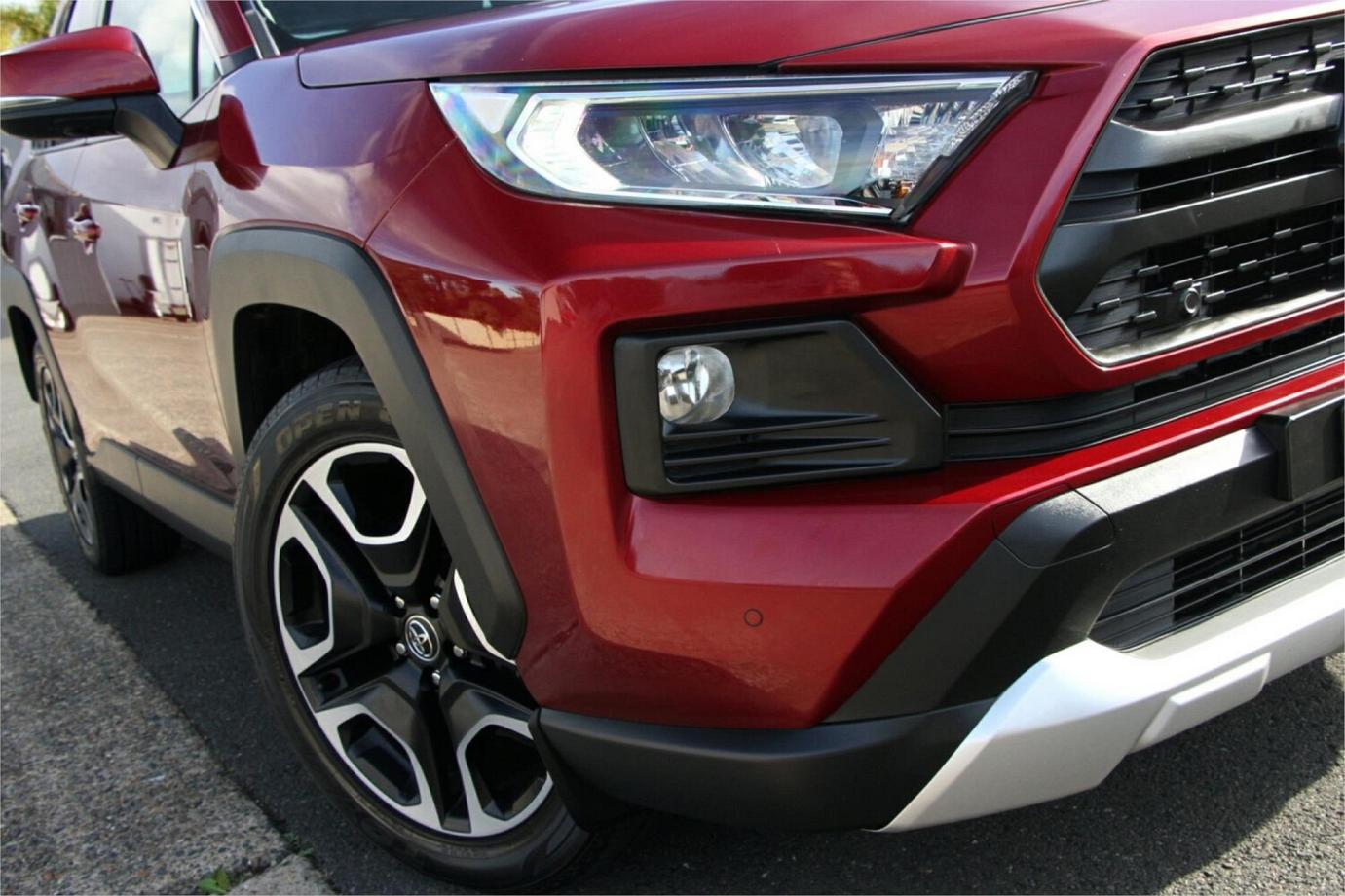 2019 TOYOTA RAV4 EDGE-12