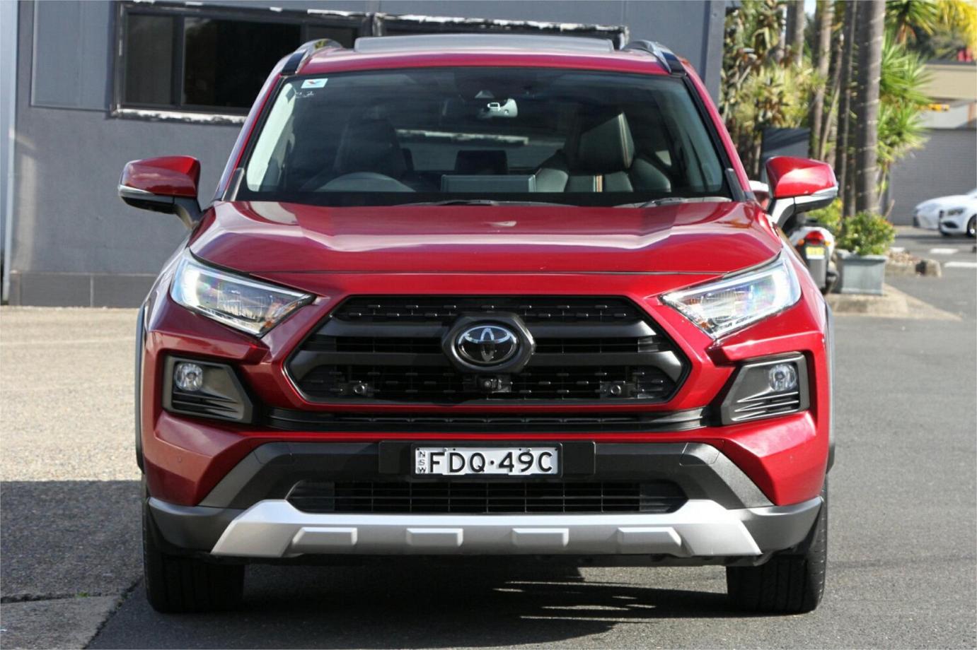 2019 TOYOTA RAV4 EDGE-16