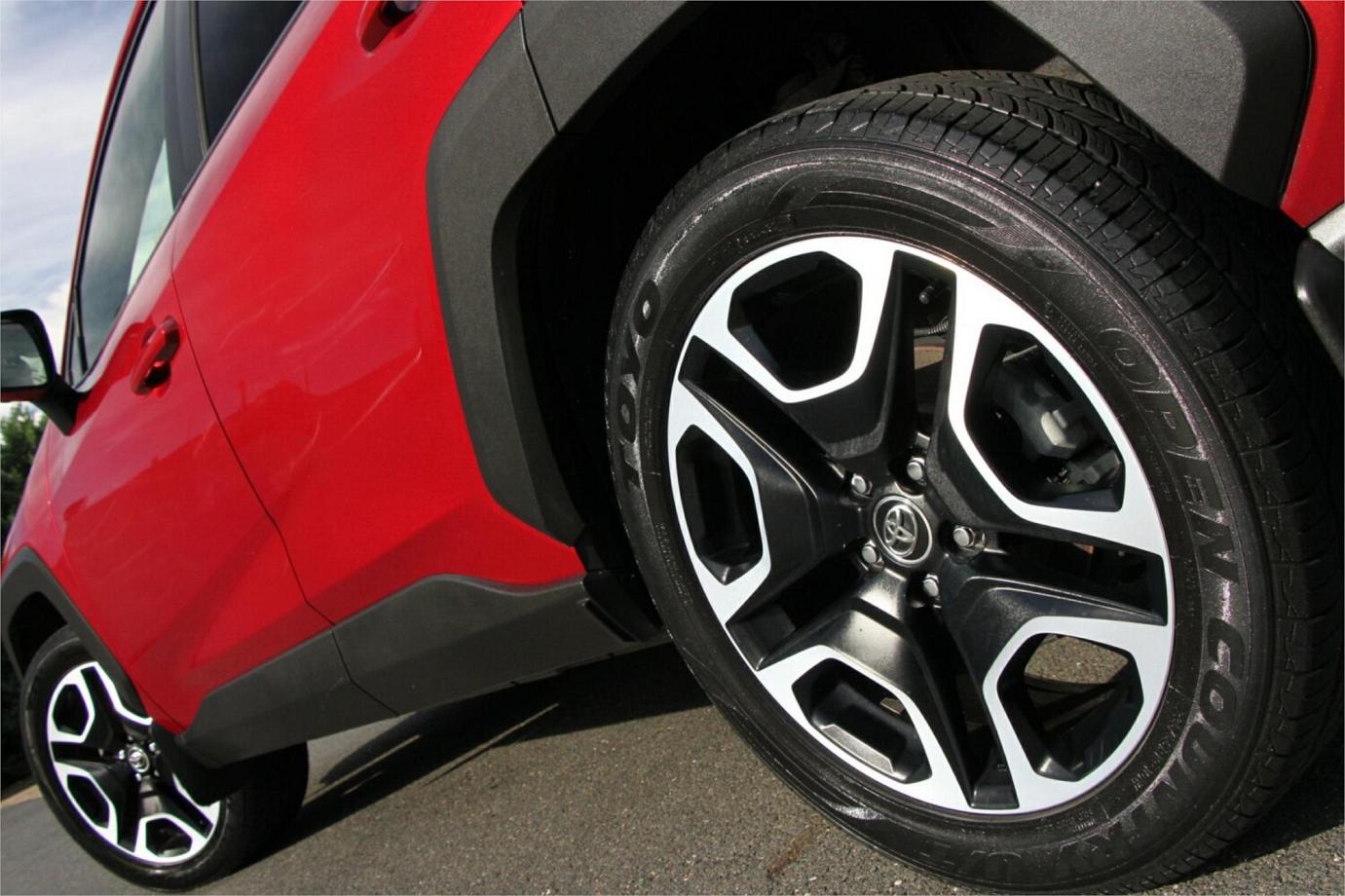 2019 TOYOTA RAV4 EDGE-21
