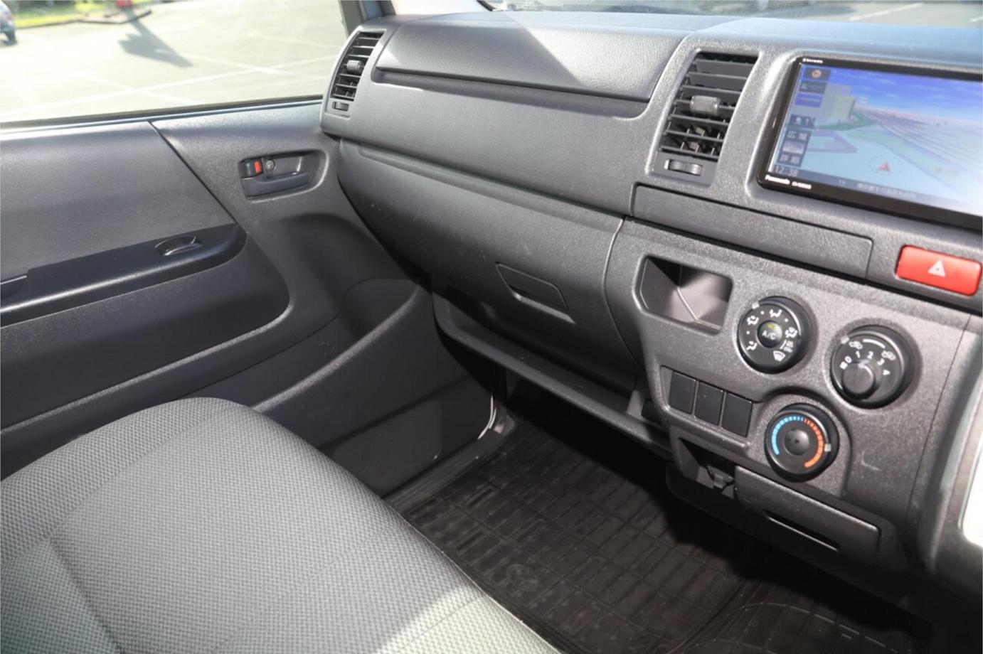 2019 Toyota Hiace Dx (camper Kit)-3