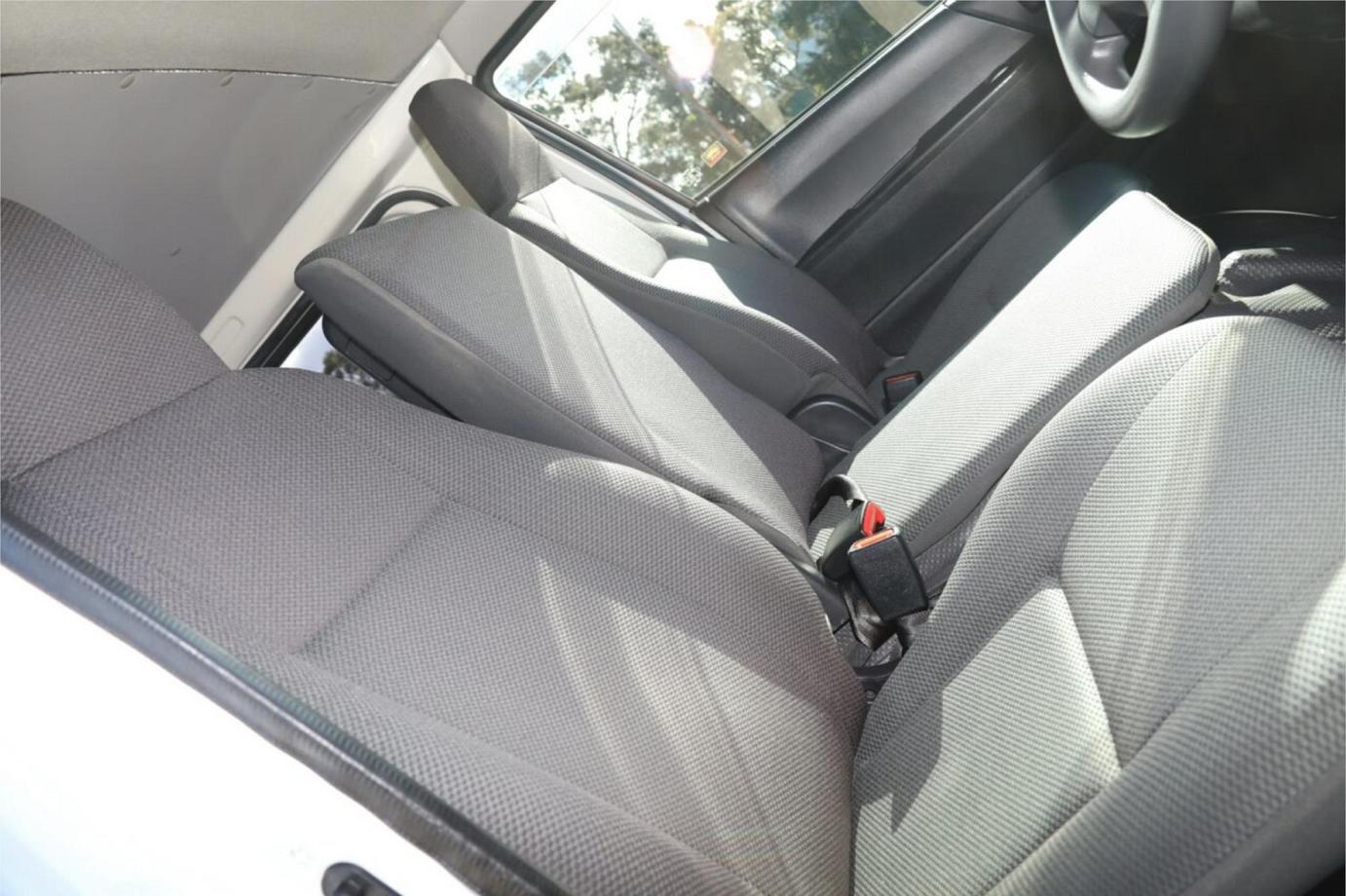 2019 Toyota Hiace Dx (camper Kit)-25
