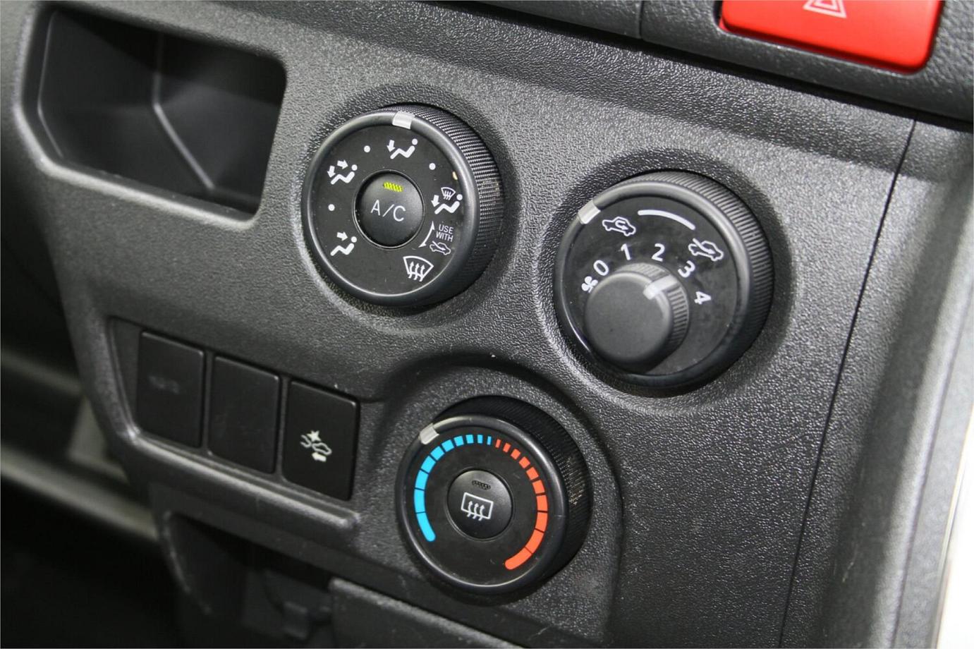2020 Toyota Hiace Dx (camper Kit)-10