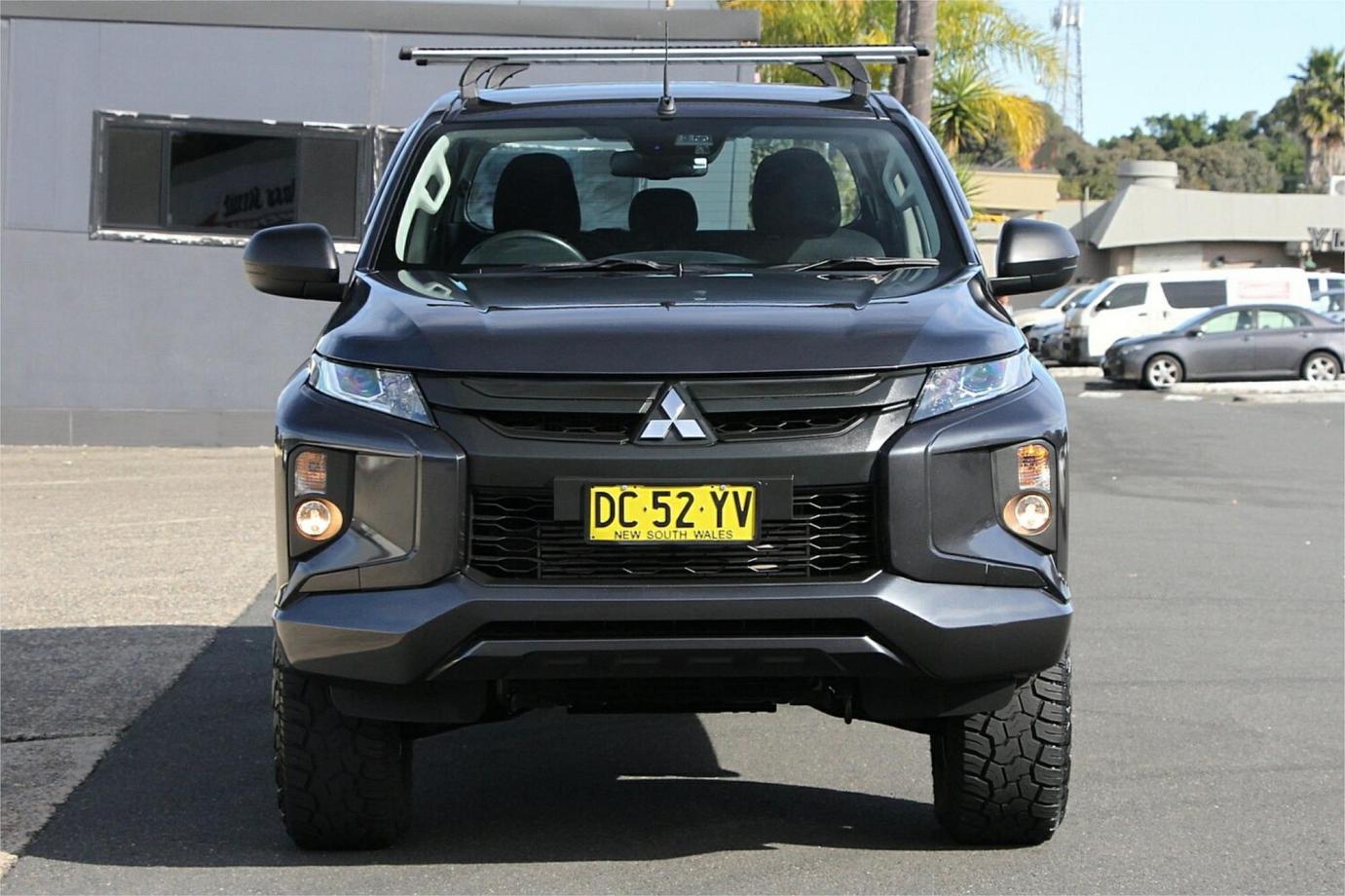 2021 Mitsubishi Triton Glx+-17