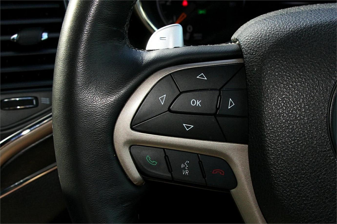2015 Jeep Grand Cherokee Limited-9
