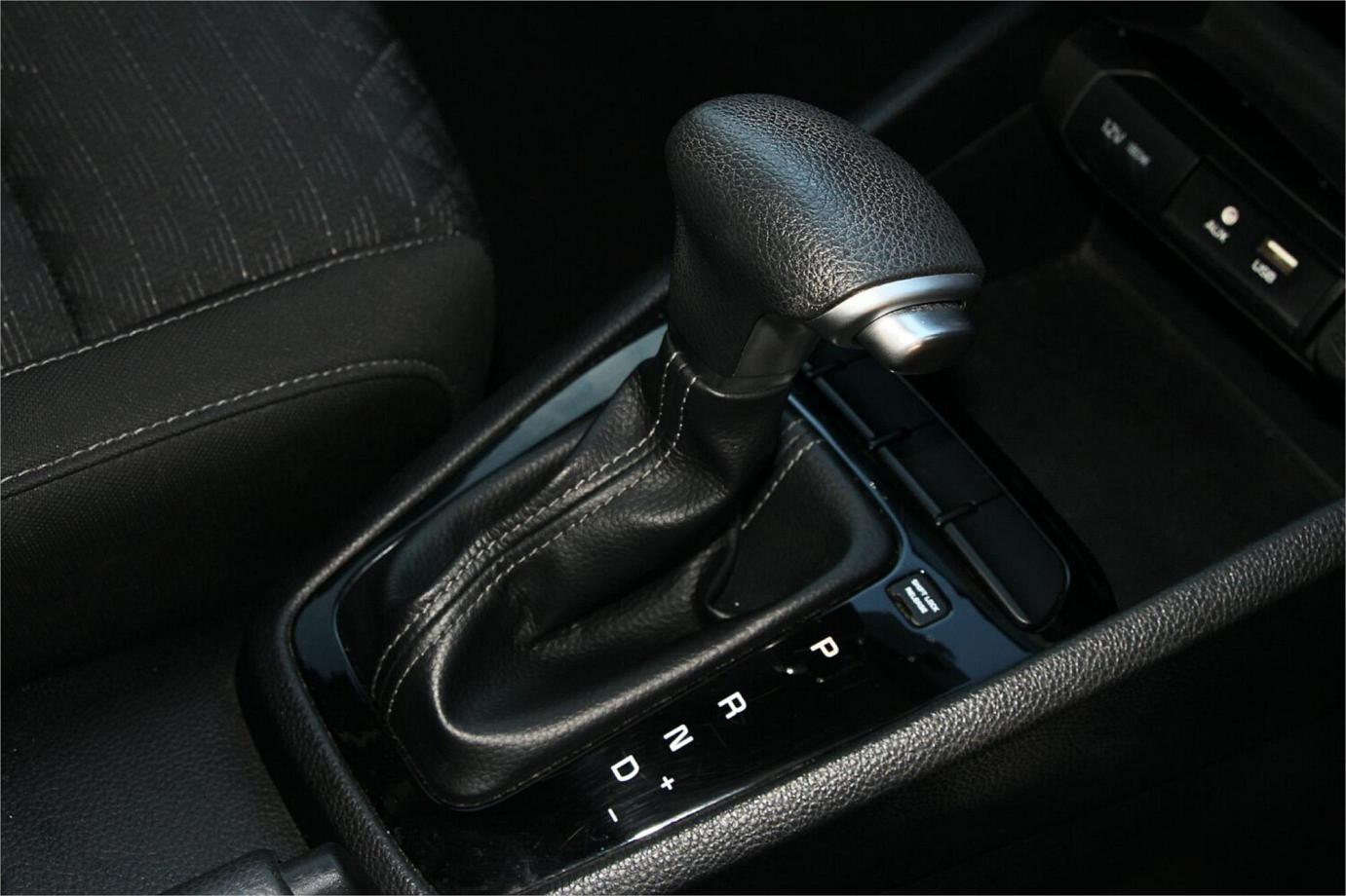 2017 Kia Rio S-7