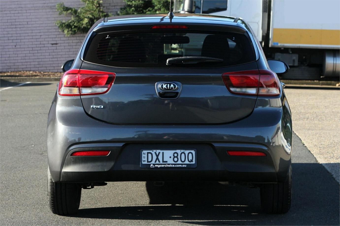 2017 Kia Rio S-16