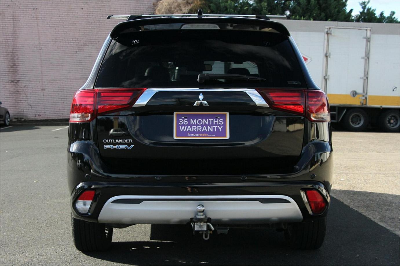 2019 Mitsubishi Outlander Phev Exceed-16