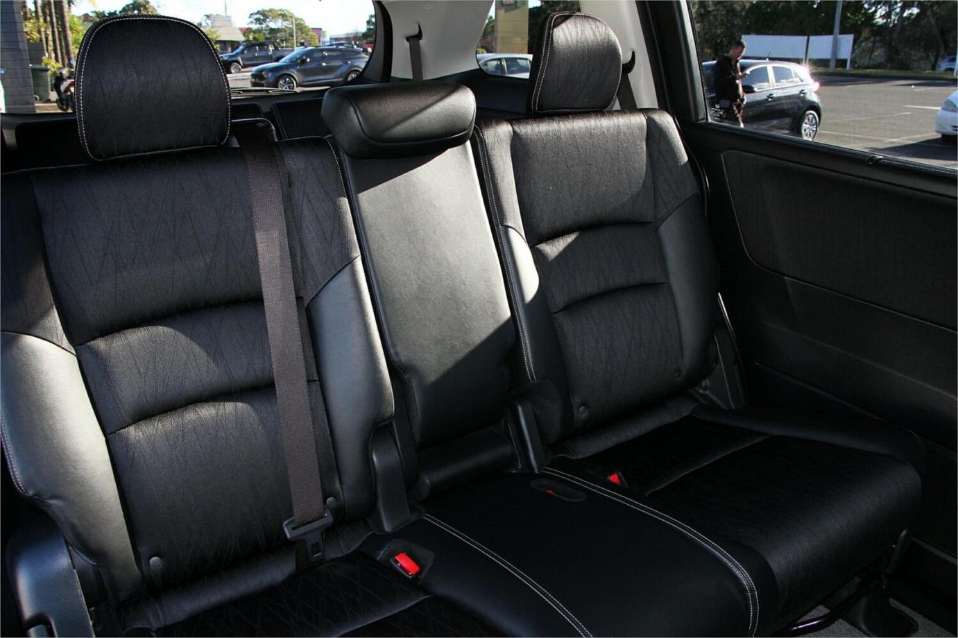 2017 Honda Odyssey Absolute-sensing (hybrid)-3